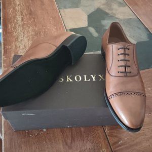 Skolyx light brown brogued cap toe oxford